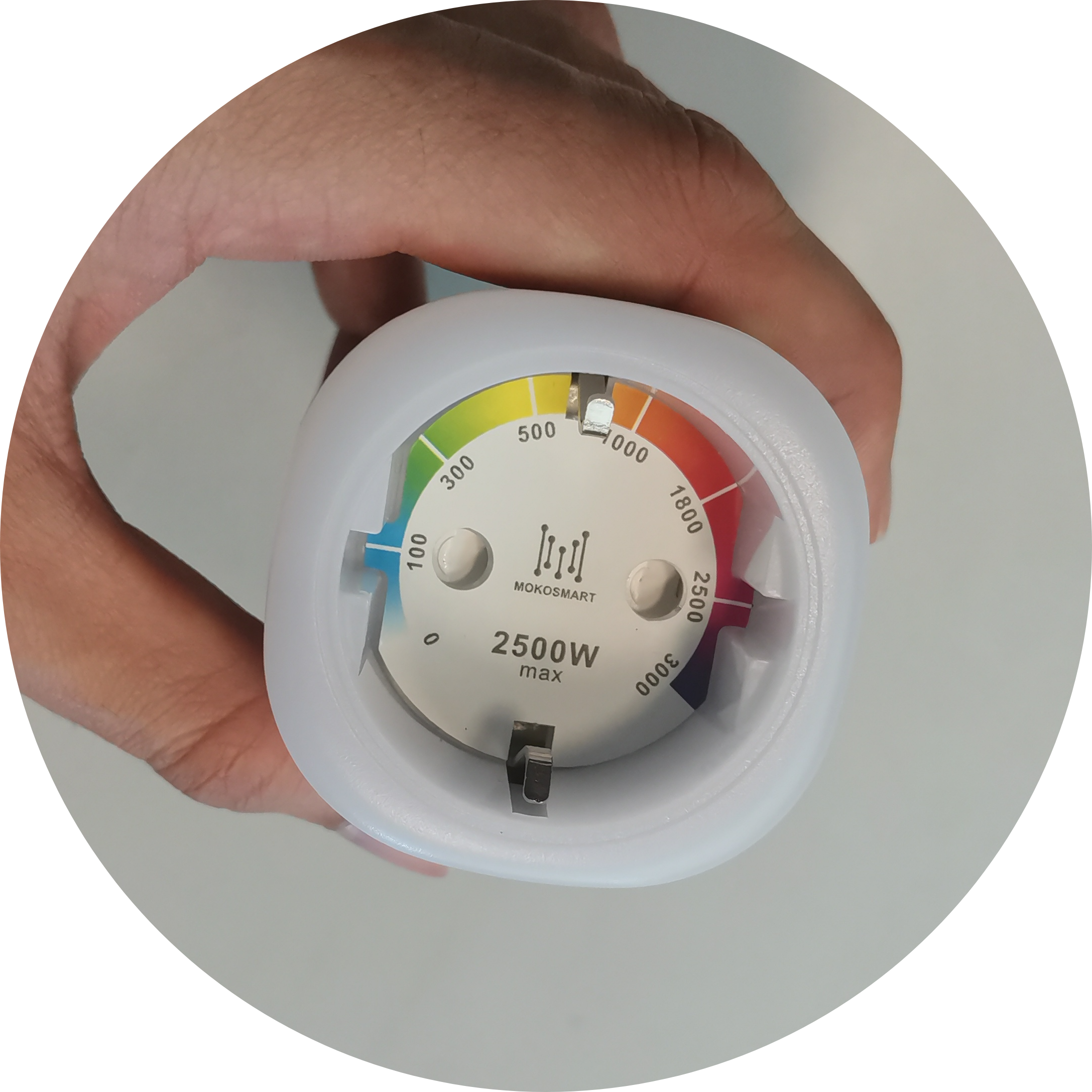 CD4IOT-080-en mano-02 (3)